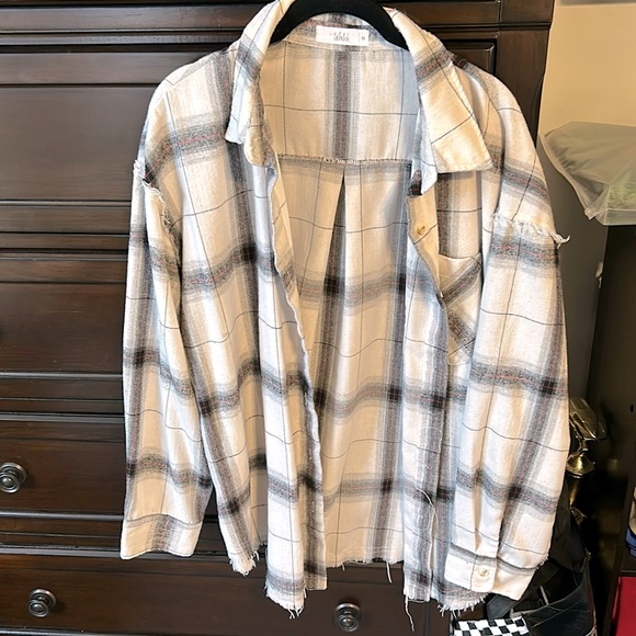 Shop Talulah Kayden Plaid Top- size medium - Picture 3 of 9